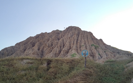 Huaca Rajada archaeological site where tumbs and mummies where found in 1987